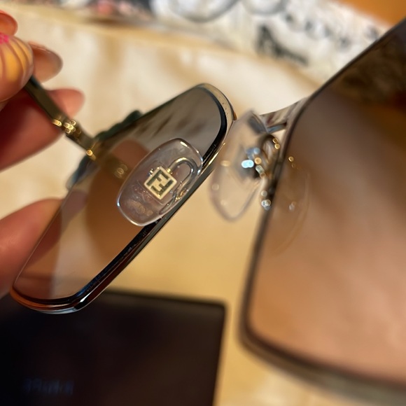 ?️FENDI FF0261/S STUDDED PENTAGON SUNGLASSES ?️
